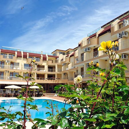Hotel Iris 内塞伯尔 外观 照片