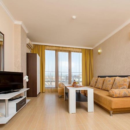 Hotel Iris 内塞伯尔 外观 照片