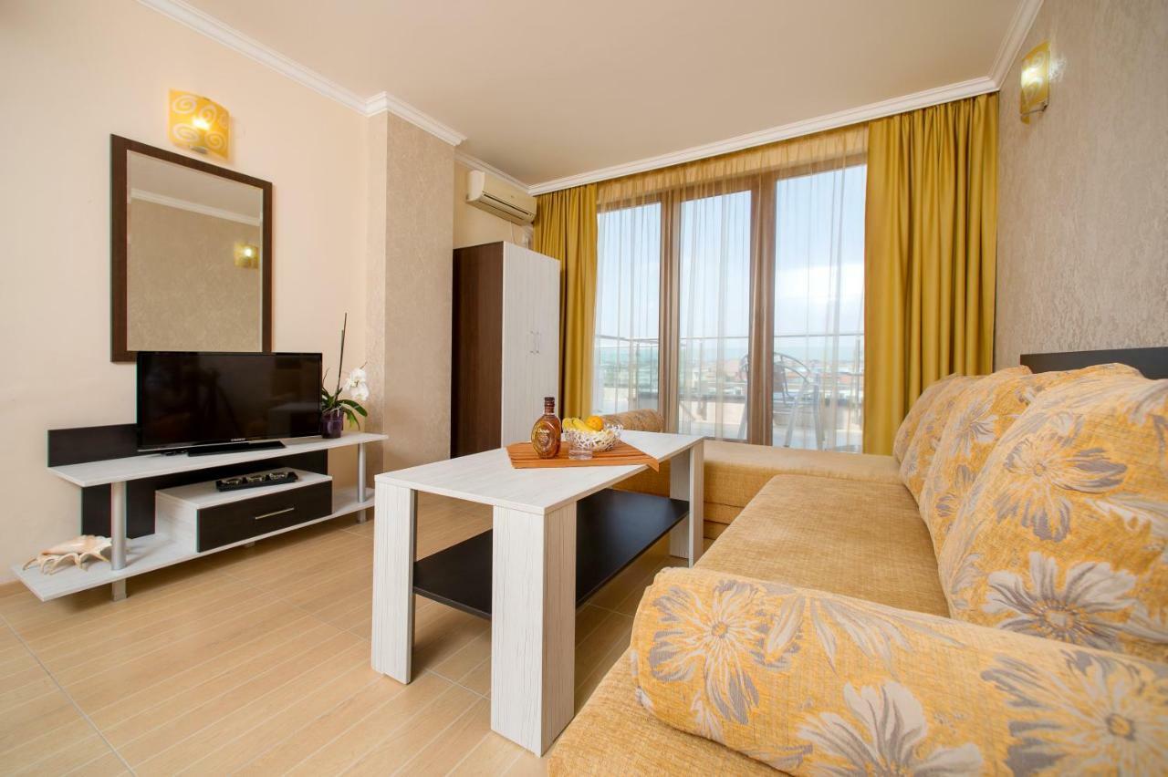 Hotel Iris 内塞伯尔 外观 照片
